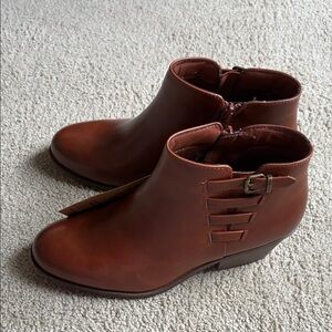NIB Frye and Co. boots
